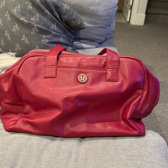 lululemon athletica | Other | Red Lululemon Duffel Bag With Rose Gold Logo And Silver Zippers | Poshmark lululemon athletica | Other | Red Lululemon Duffel Bag With Rose Gold Logo And Silver Zippers | Poshmark